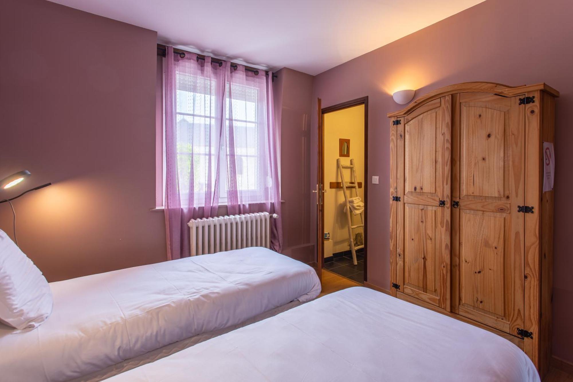 L'Abbatiale Hotel Corbie Bagian luar foto